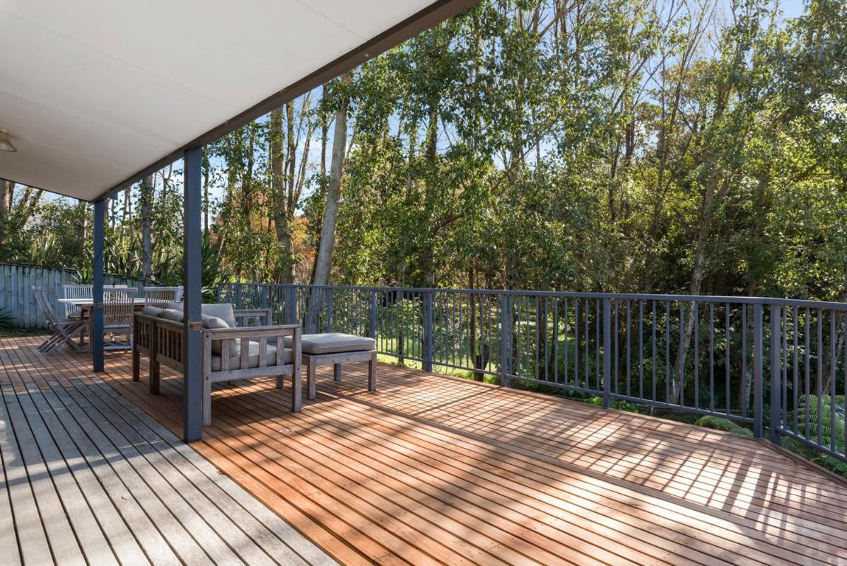 Kereru Retreat - Matakana Holiday Home Exterior photo